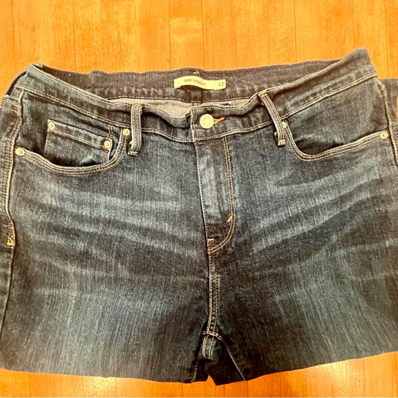 Levi’s 505 Dark Wash Straight Leg Jeans - Picture 2 of 5